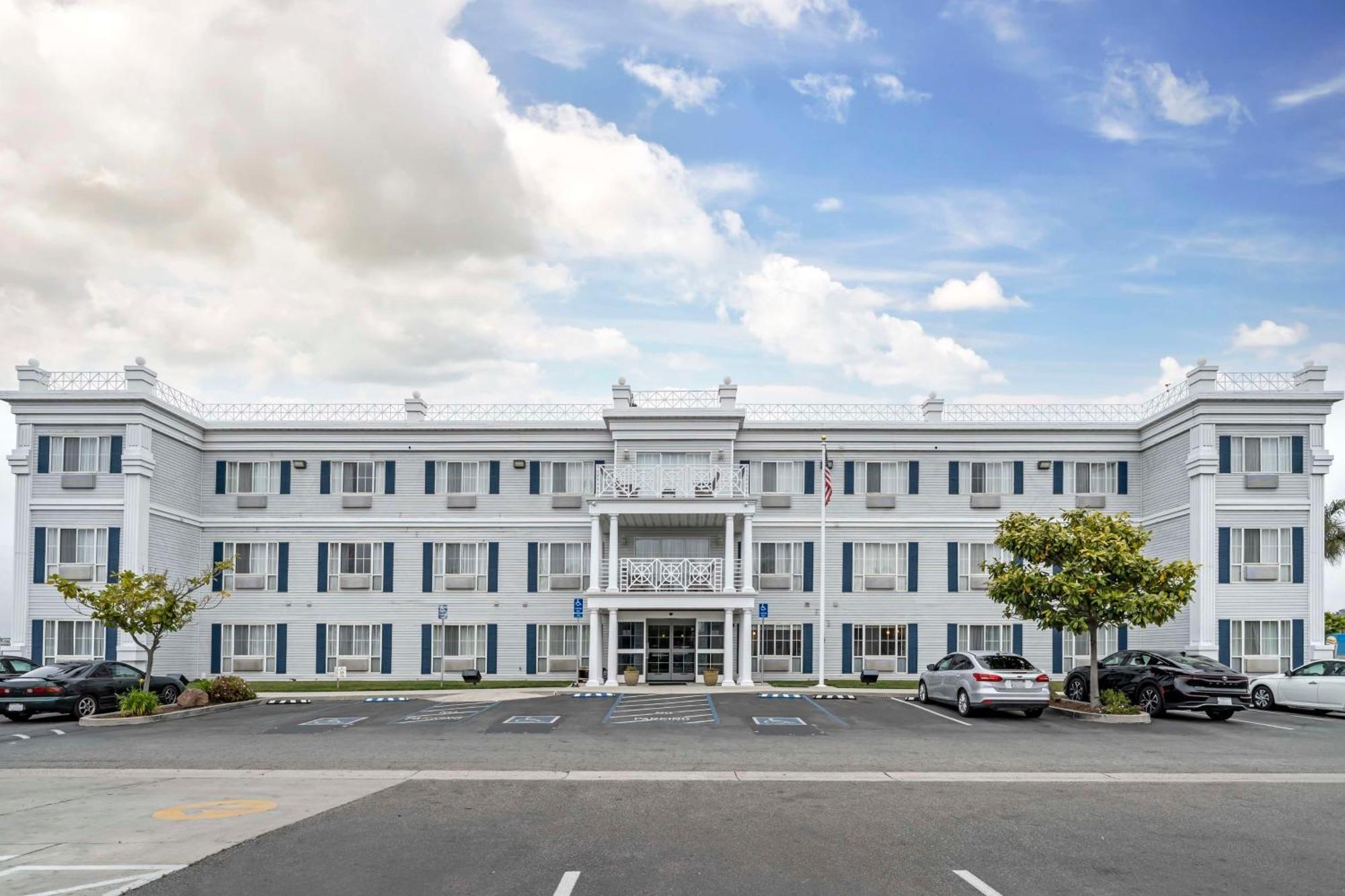 Best Western Salinas Monterey Exterior photo